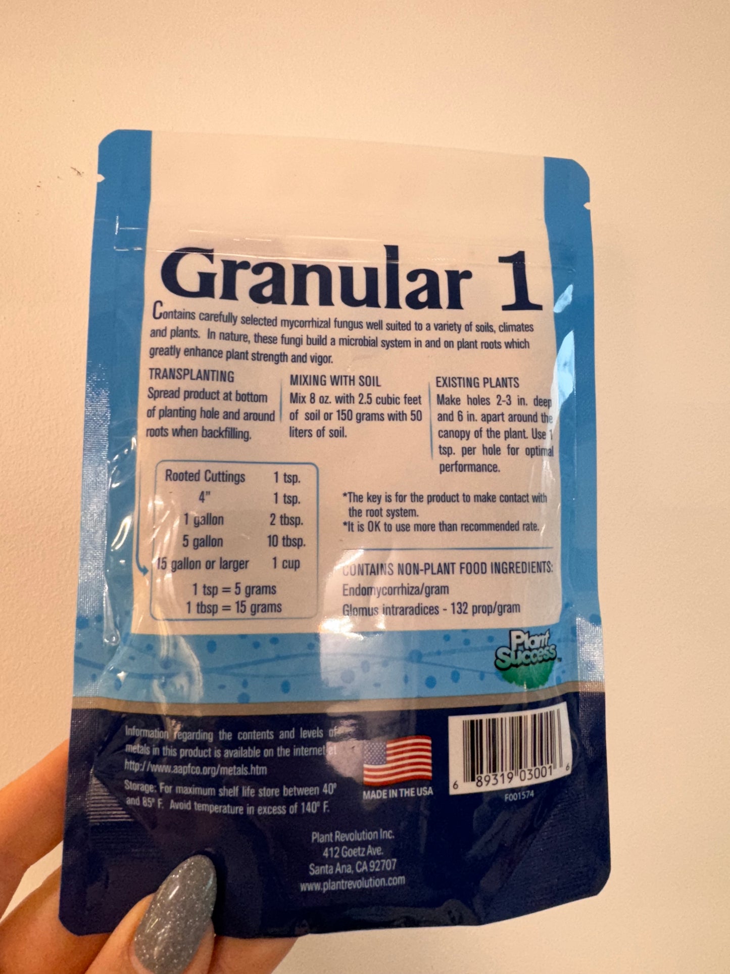 Houseplant fertilizer beneficial fungi mycorrhizae Great White Granular 1